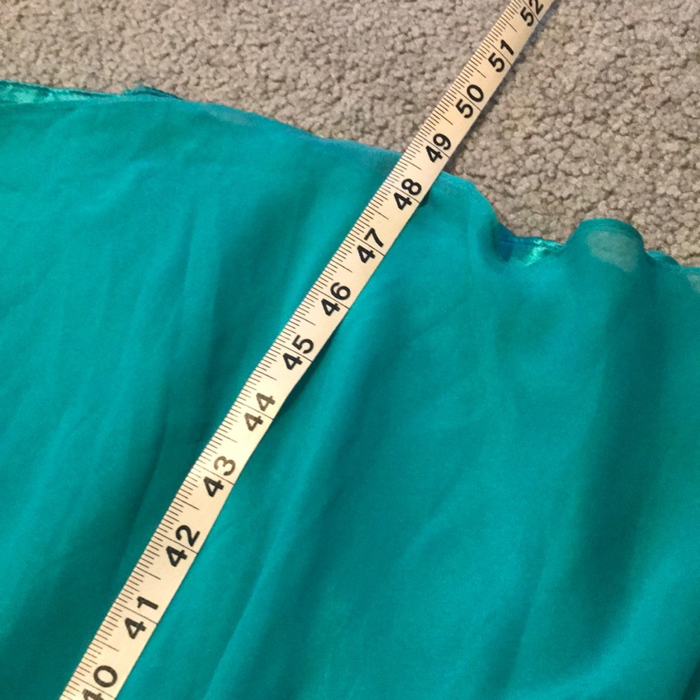 Prom dress - Picture 3 of 11